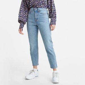 Levi’s Premium Wedgie Icon Fit Ankle Jeans